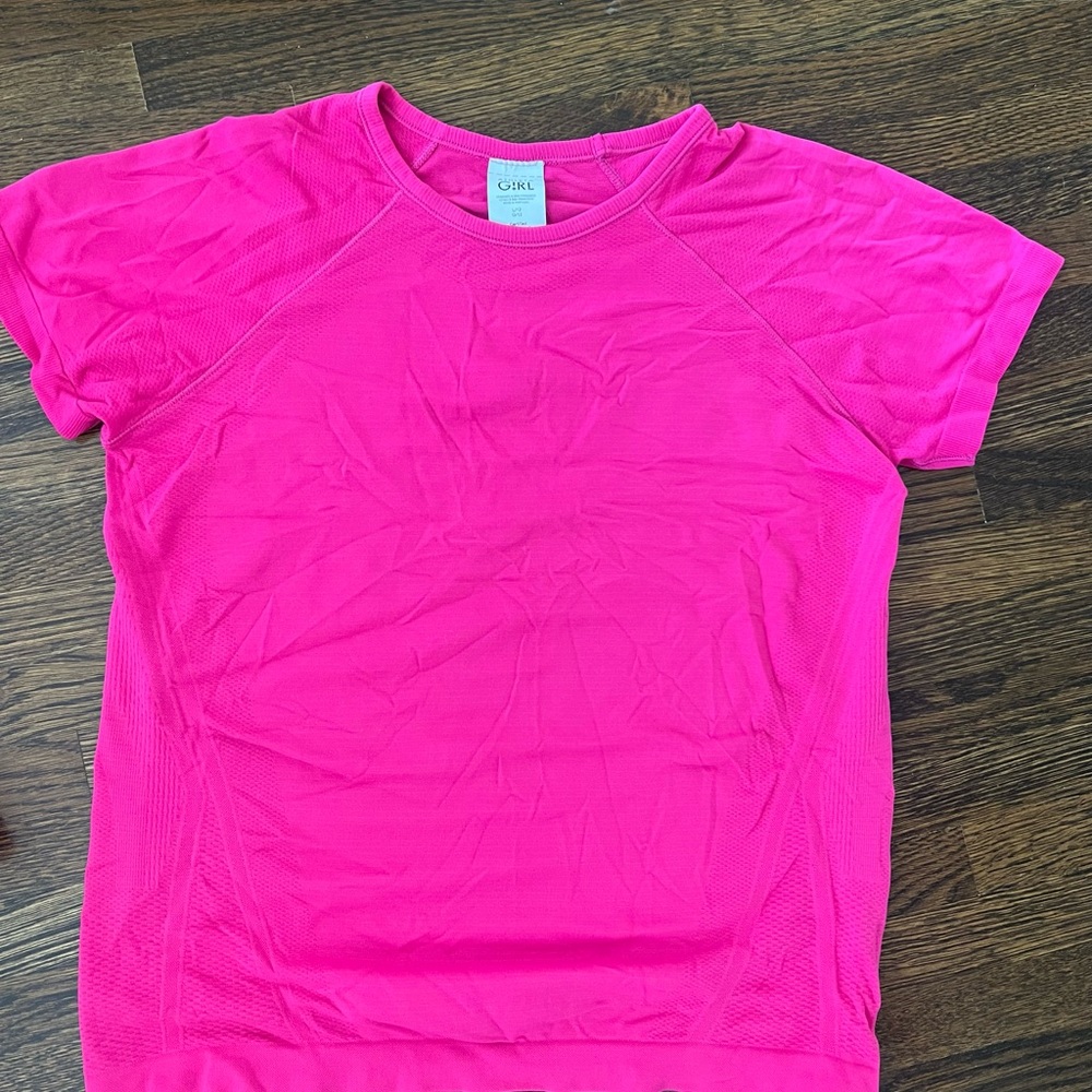 Athleta girl shirt